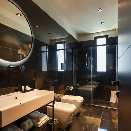 Etrus - Boutique & Rooftop Hotel *