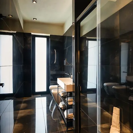 Etrus - Boutique & Rooftop Hotel *