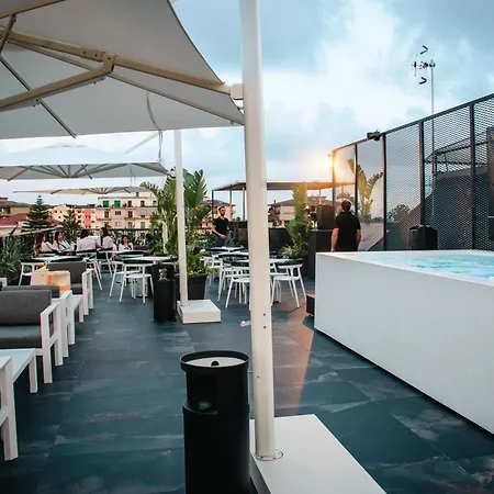 Etrus - Boutique & Rooftop Hotel *
