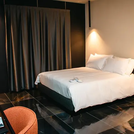 Hotel Etrus - Boutique & Rooftop *